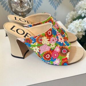 Loewe Colorful Floral Embroidered sandal heels size 40